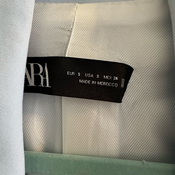 Zara Blue and Gold Blazer with Structured Silhouette - Picture 7 of 8